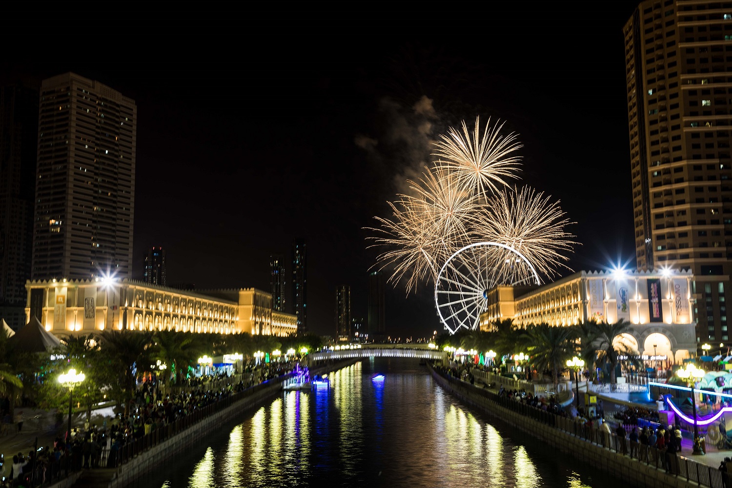 Spectacular Firework Display To Usher In New Year At Al Qasba – Dubai Blog