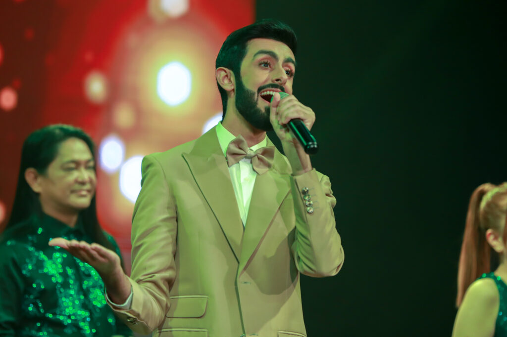 Burj Khalifa Shines Bright With Emirati Singing Sensation Alira On ...